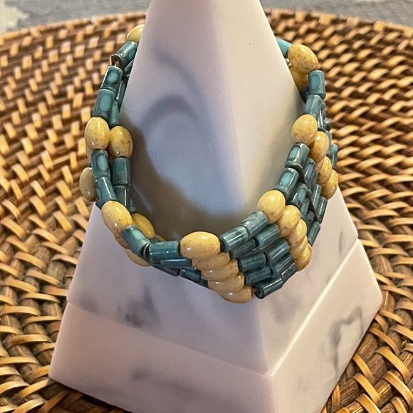🌻2 for $15🌻 Adjustable Wooden Bracelet - Picture 1 of 4
